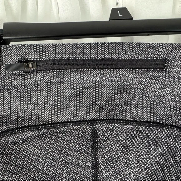 Lululemon Leggings with Pockets - Picture 5 of 7